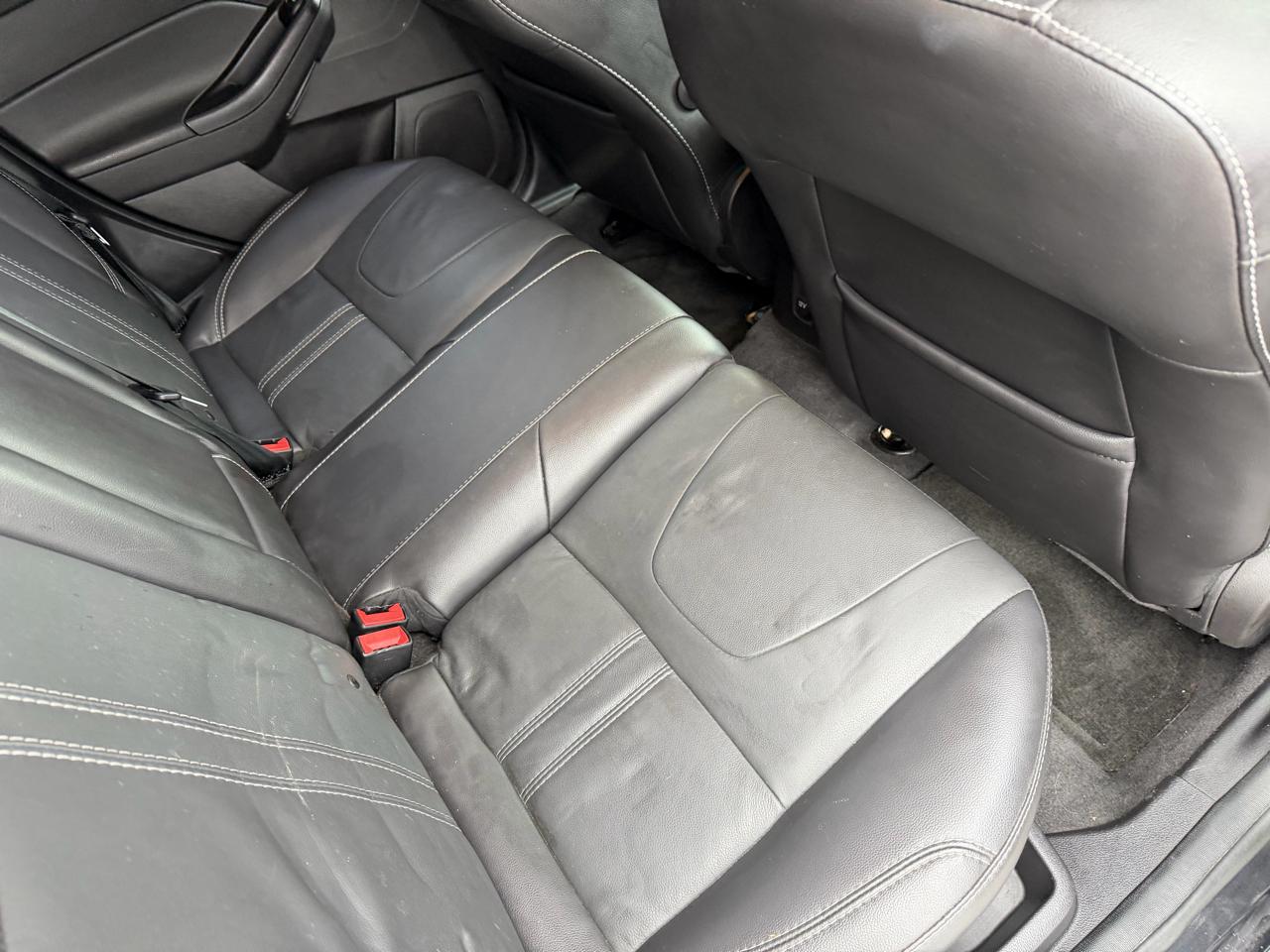 Ford Focus 5dr HB SE 2014