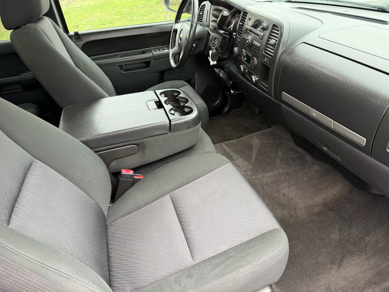 Chevrolet Silverado 1500 4WD Ext Cab 143.5" LT 2013