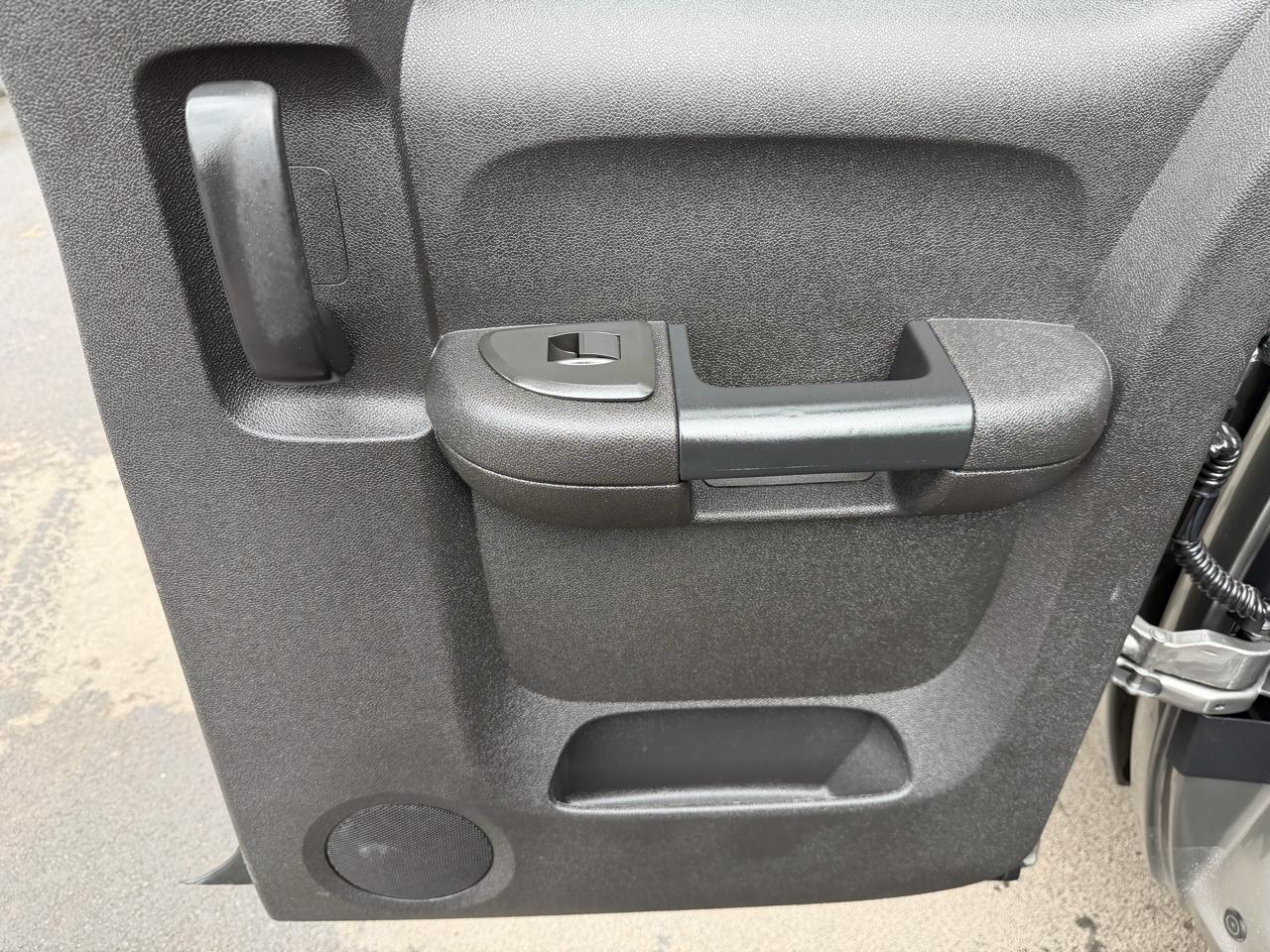 Chevrolet Silverado 1500 4WD Ext Cab 143.5" LT 2013