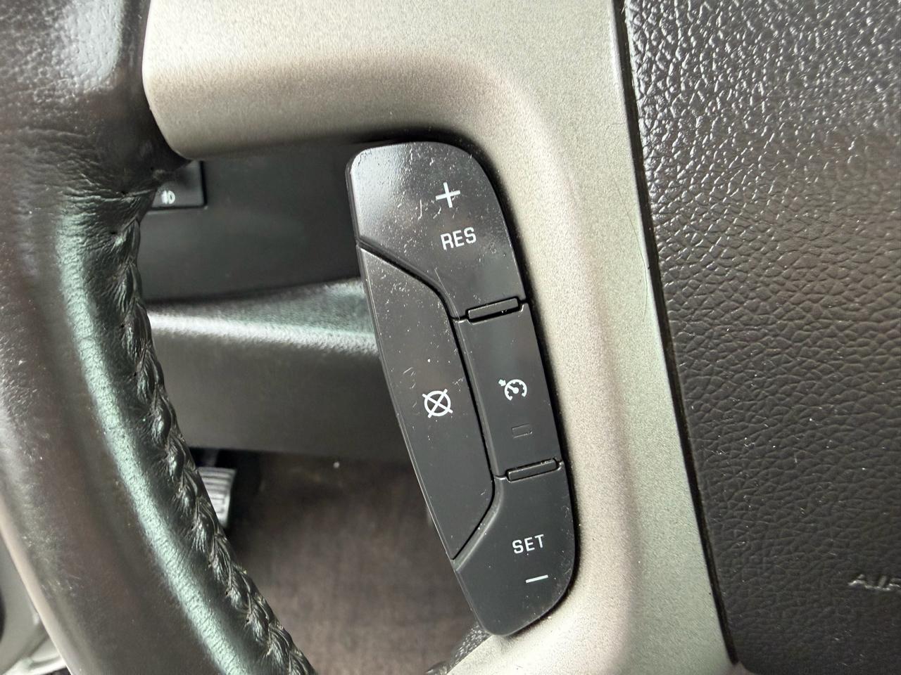 Chevrolet Silverado 1500 4WD Ext Cab 143.5" LT 2013