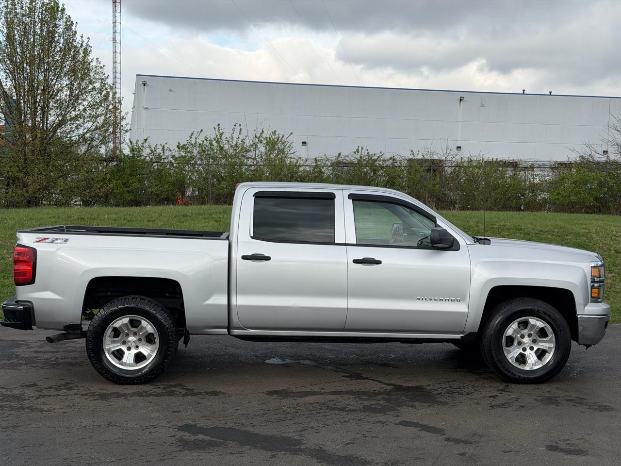 Chevrolet Silverado 1500 4WD Crew Cab 143.5" LT w/2LT 2014