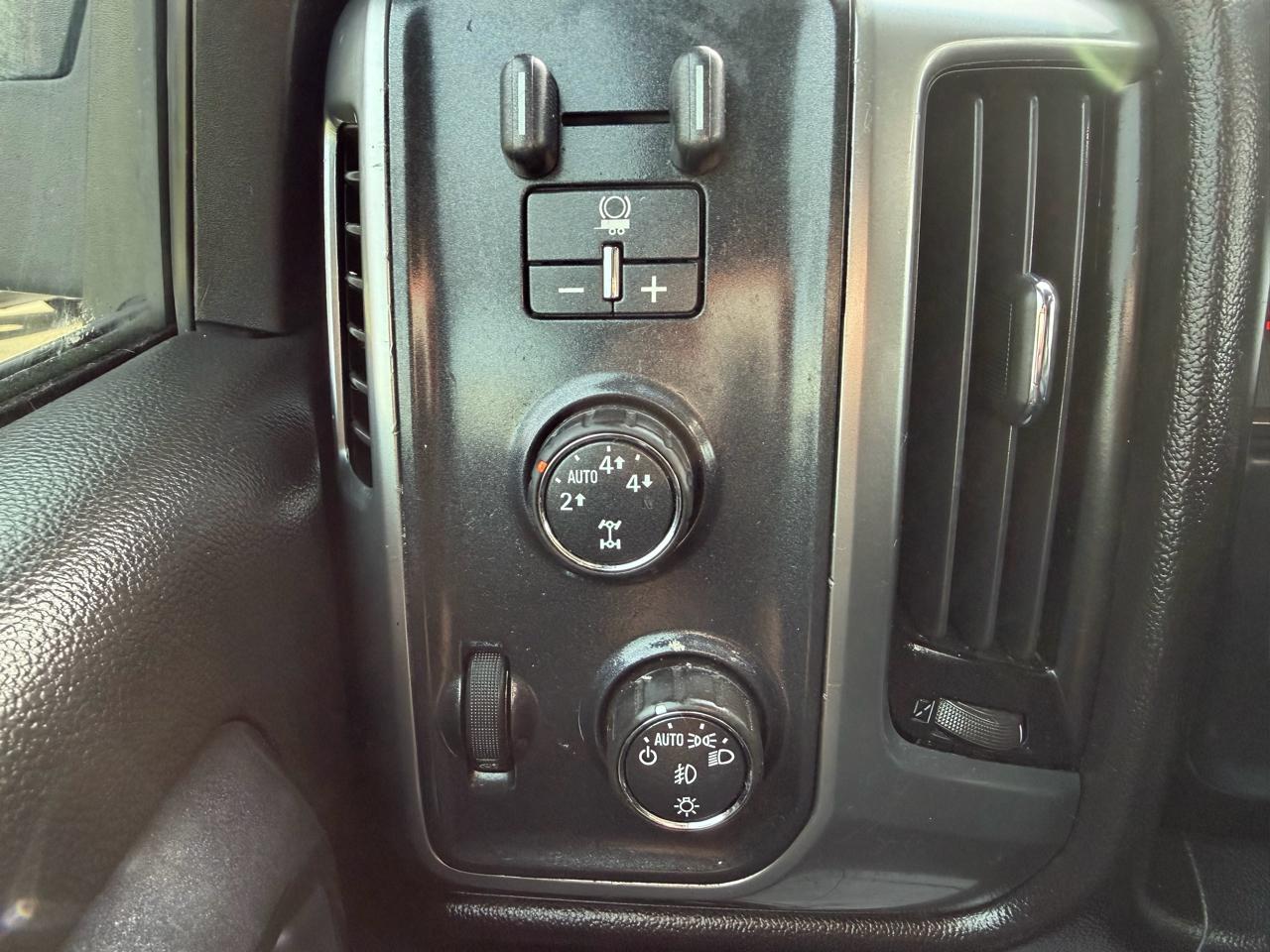 Chevrolet Silverado 1500 4WD Crew Cab 143.5" LT w/2LT 2014