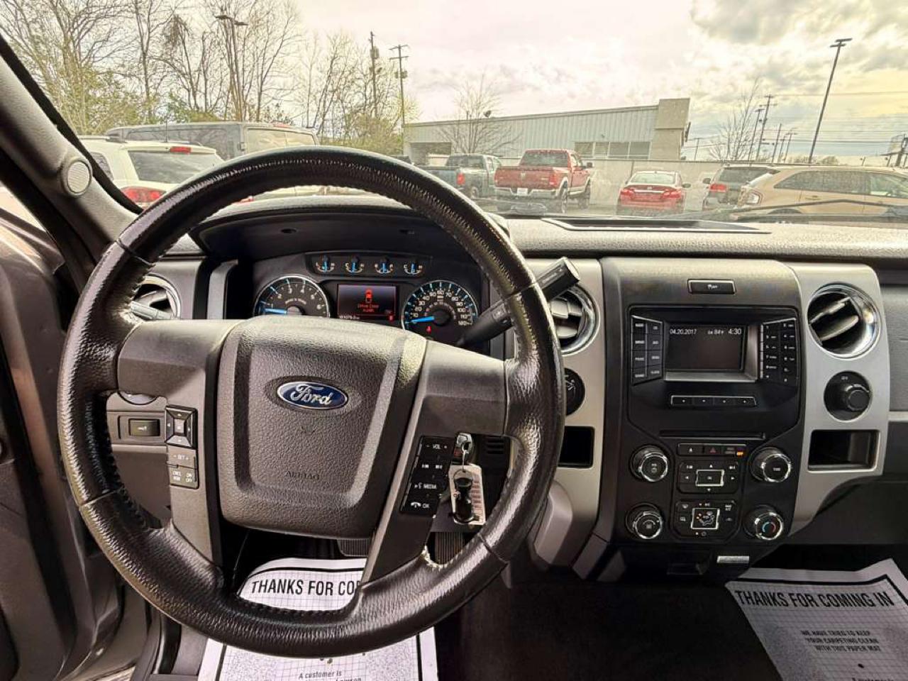 Ford F-150 4WD SuperCrew 145" Platinum 2013