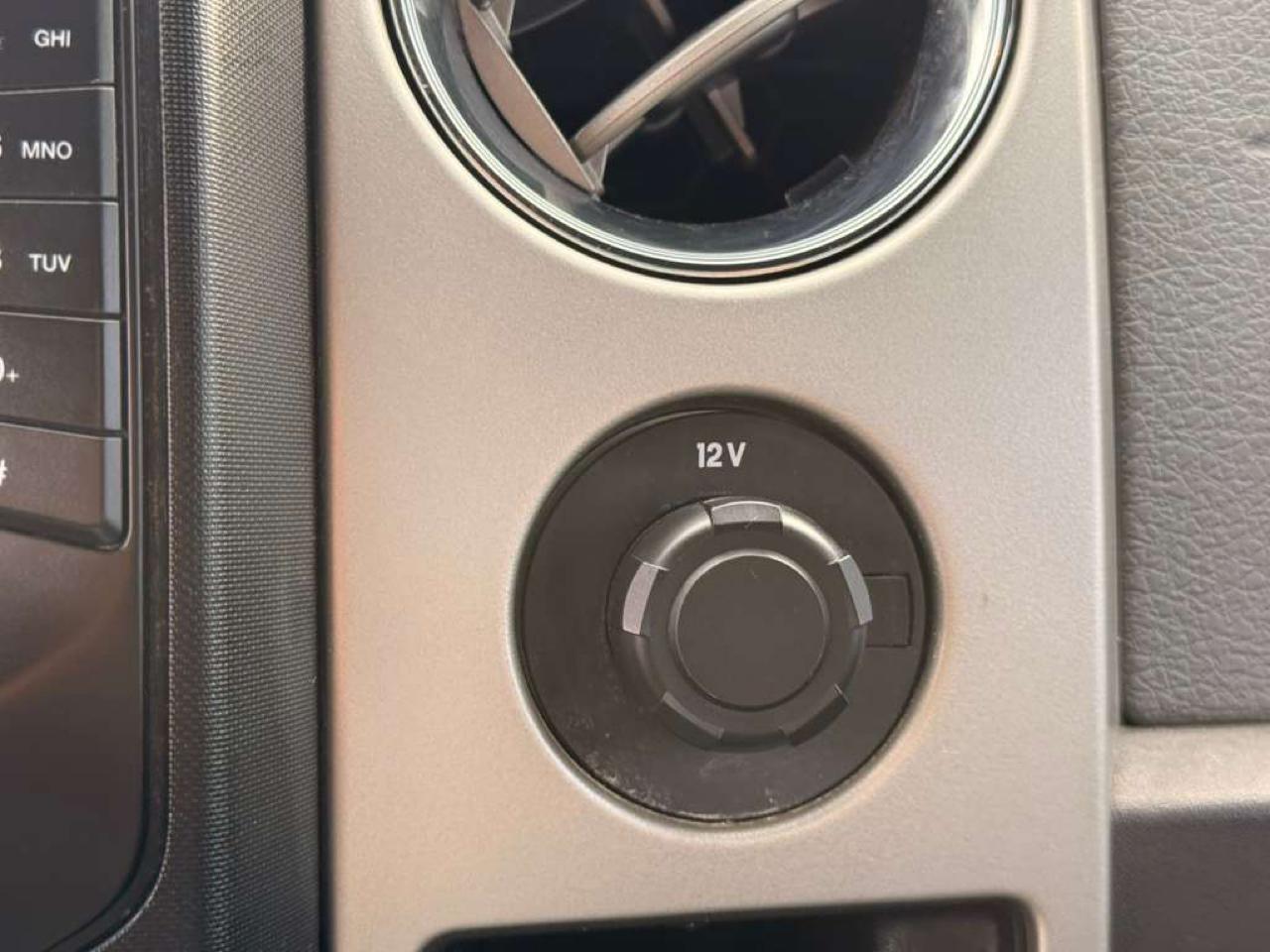 Ford F-150 4WD SuperCrew 145" Platinum 2013