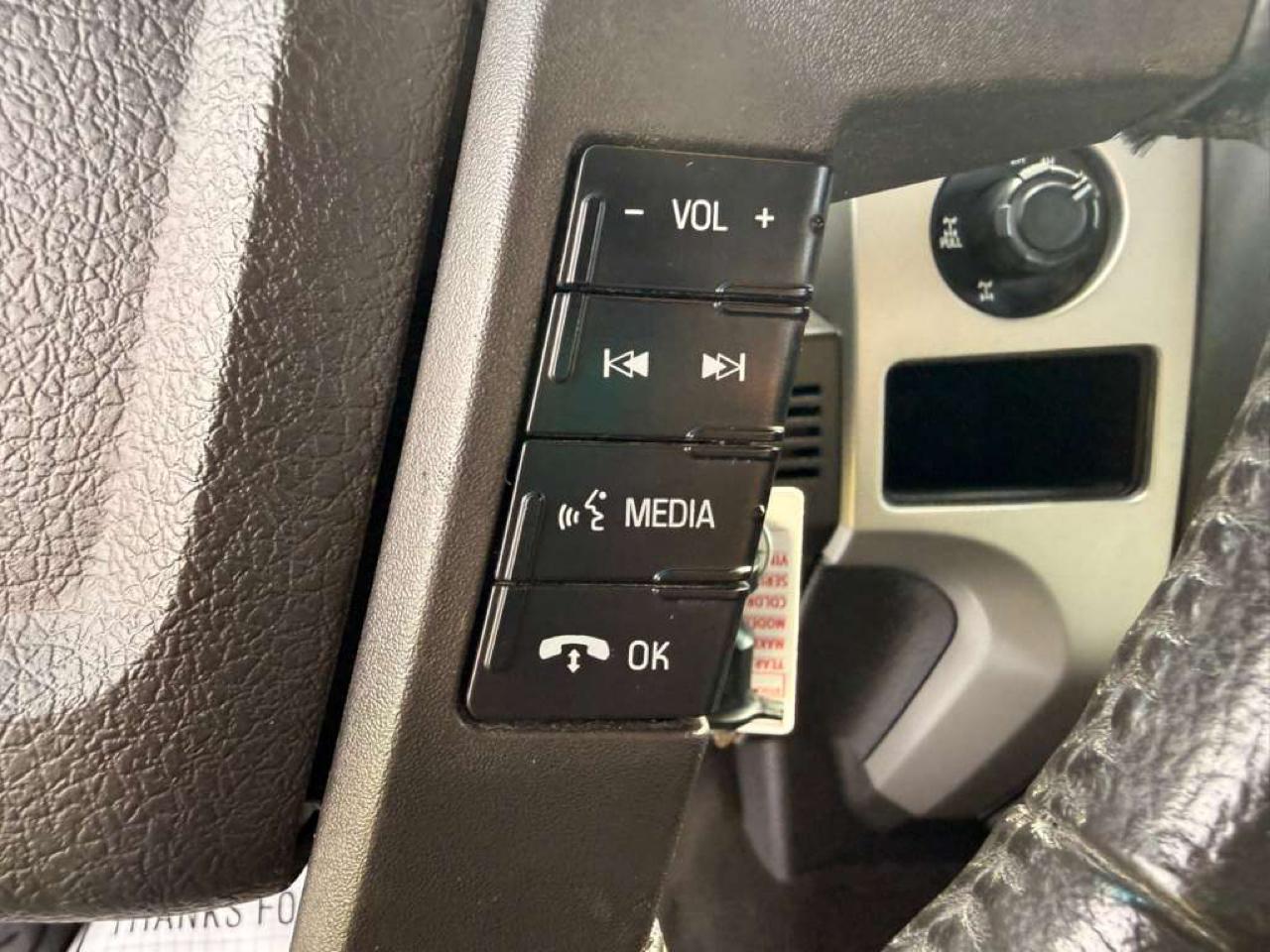 Ford F-150 4WD SuperCrew 145" Platinum 2013