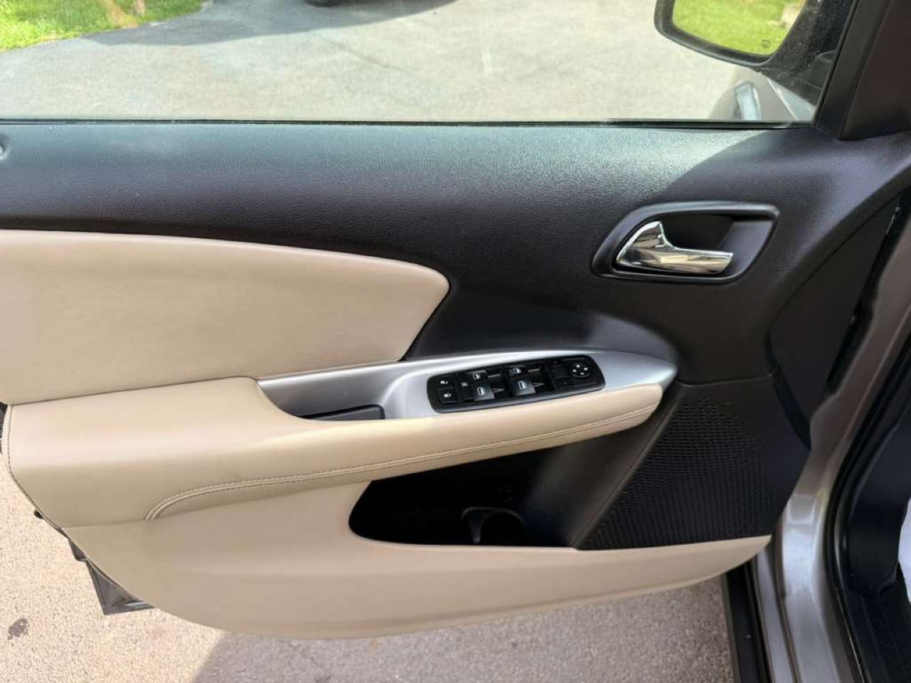 Dodge Journey AWD 4dr SXT 2012