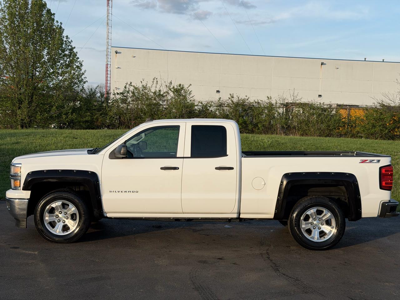 Chevrolet Silverado 1500 4WD Double Cab 143.5" LT w/2LT 2014