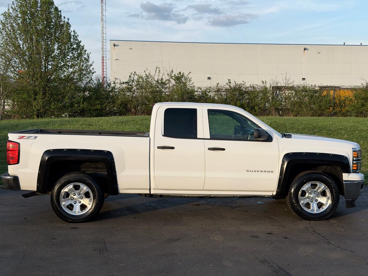 Chevrolet Silverado 1500 4WD Double Cab 143.5" LT w/2LT 2014