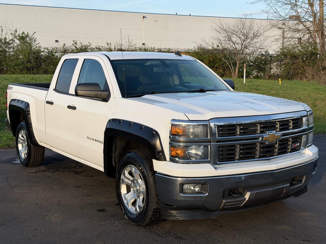 Chevrolet Silverado 1500 4WD Double Cab 143.5" LT w/2LT 2014