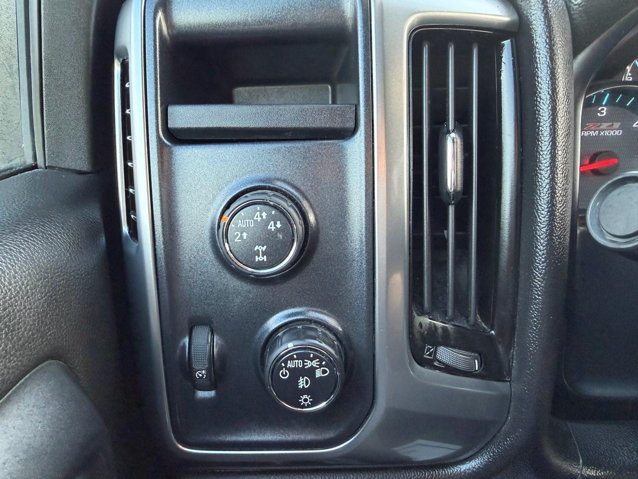 Chevrolet Silverado 1500 4WD Double Cab 143.5" LT w/2LT 2014