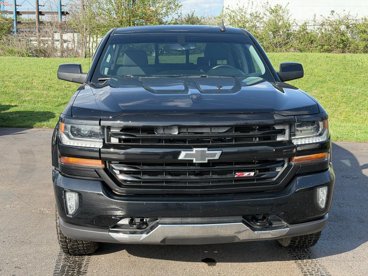 Chevrolet Silverado 1500 4WD Crew Cab 143.5" LT w/2LT 2017