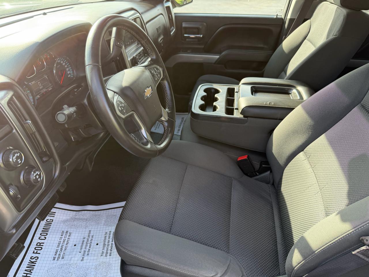 Chevrolet Silverado 1500 4WD Crew Cab 143.5" LT w/2LT 2017