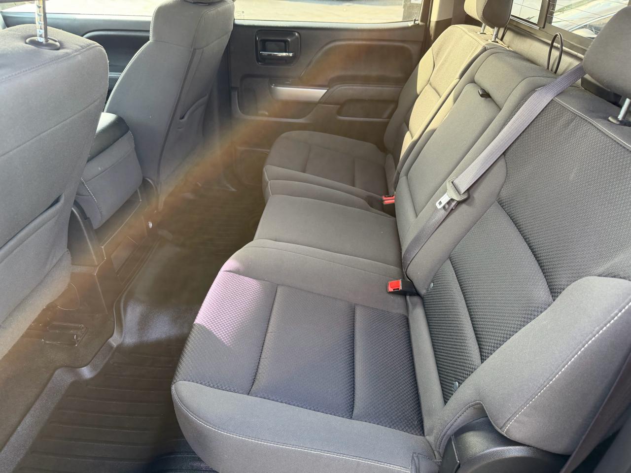 Chevrolet Silverado 1500 4WD Crew Cab 143.5" LT w/2LT 2017