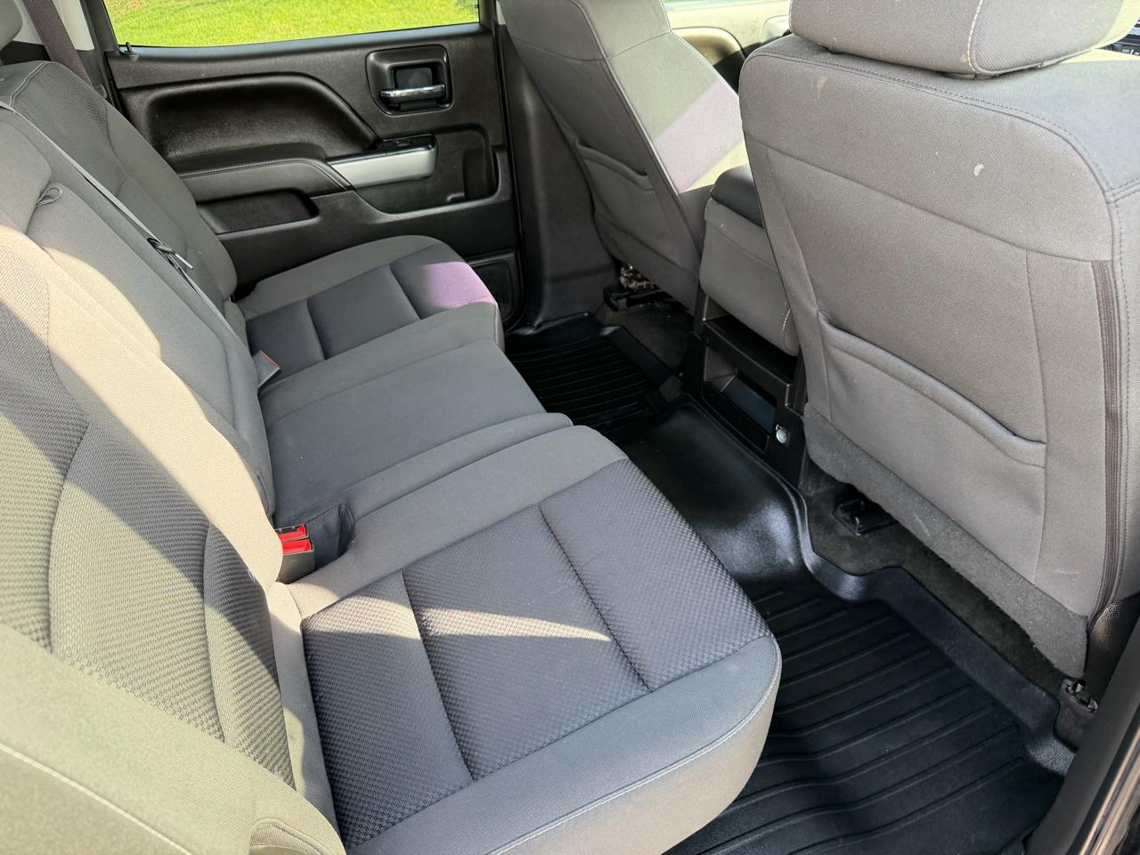 Chevrolet Silverado 1500 4WD Crew Cab 143.5" LT w/2LT 2017