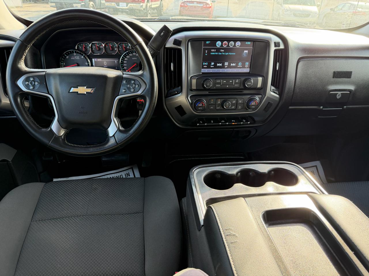 Chevrolet Silverado 1500 4WD Crew Cab 143.5" LT w/2LT 2017