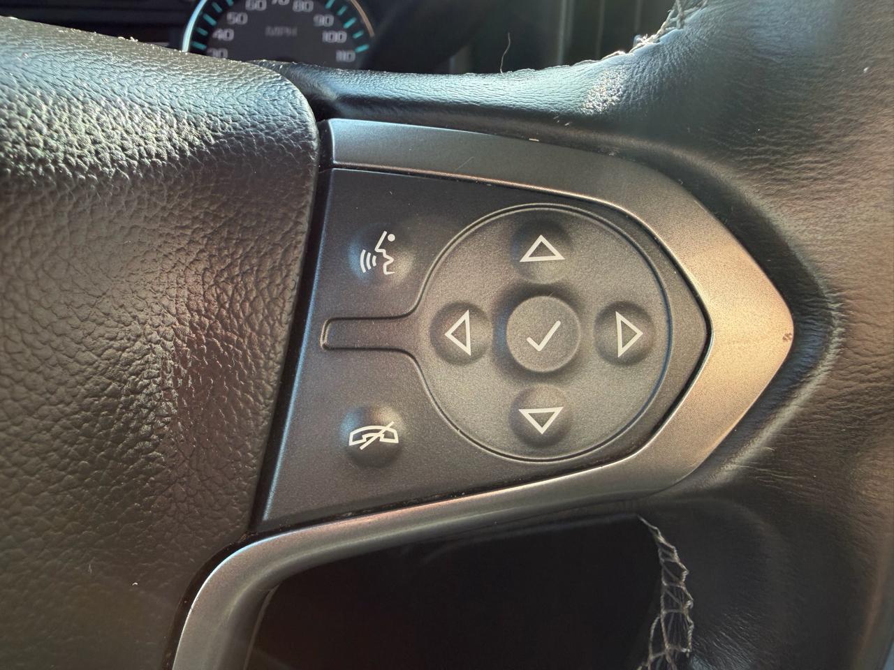 Chevrolet Silverado 1500 4WD Crew Cab 143.5" LT w/2LT 2017