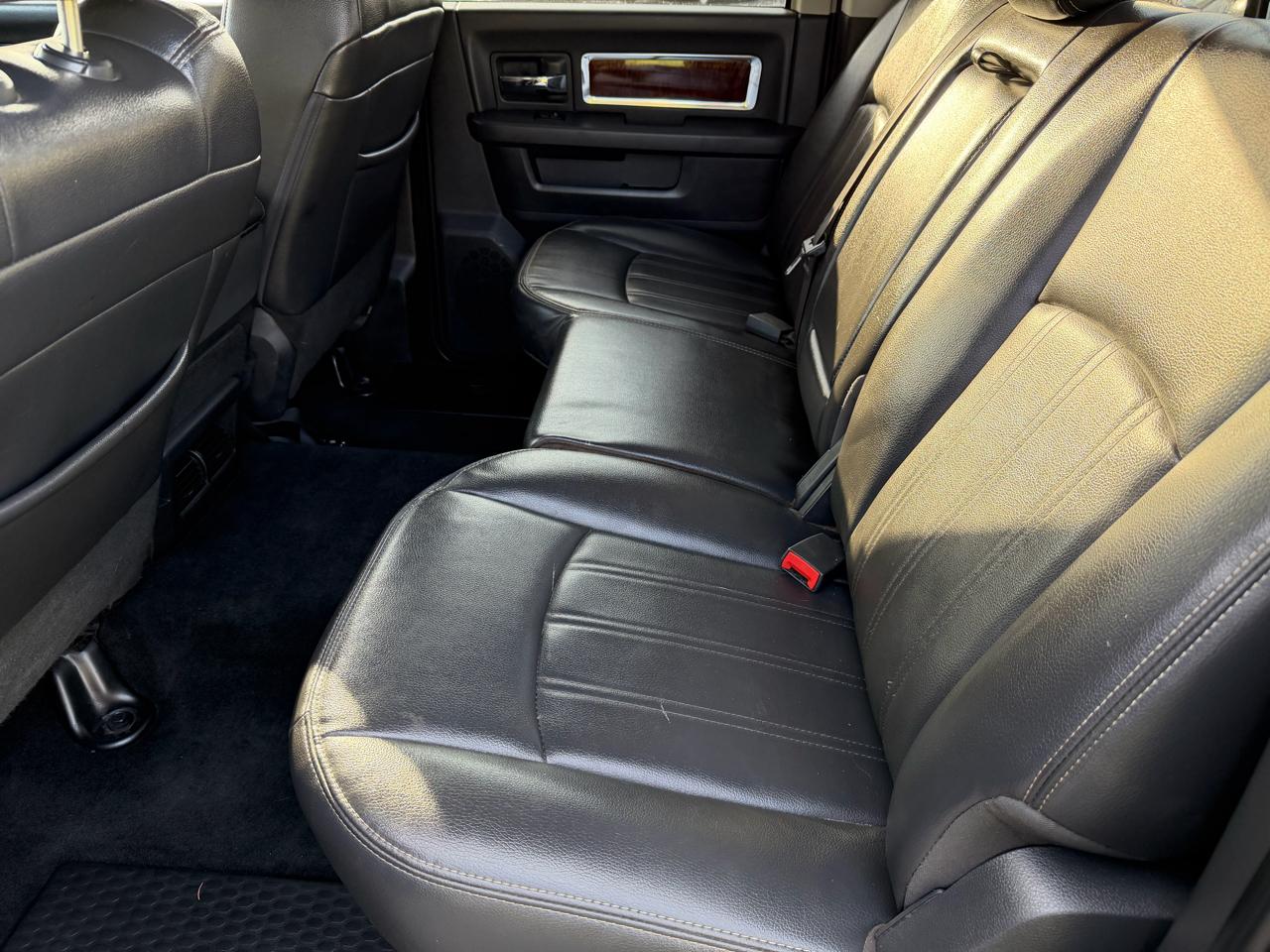 RAM 2500 4WD Crew Cab 149" Laramie 2012