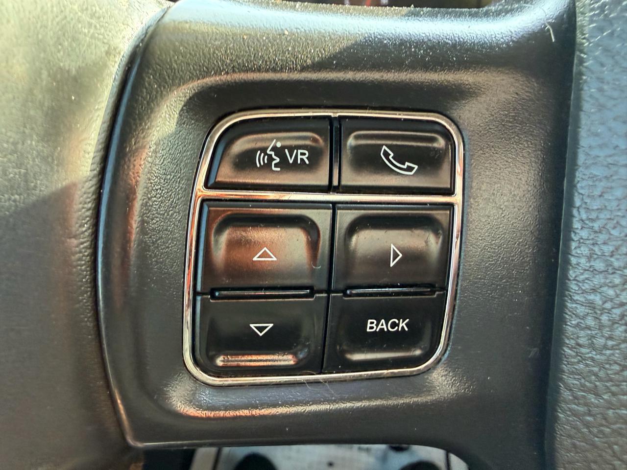 RAM 2500 4WD Crew Cab 149" Laramie 2012