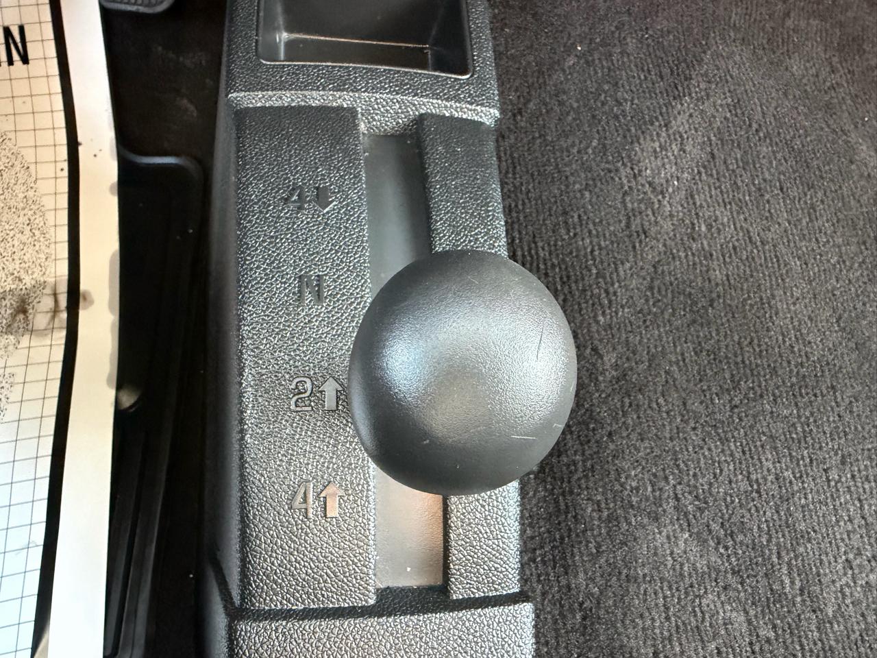 Chevrolet Silverado 1500 4WD Ext Cab 143.5" LS 2012