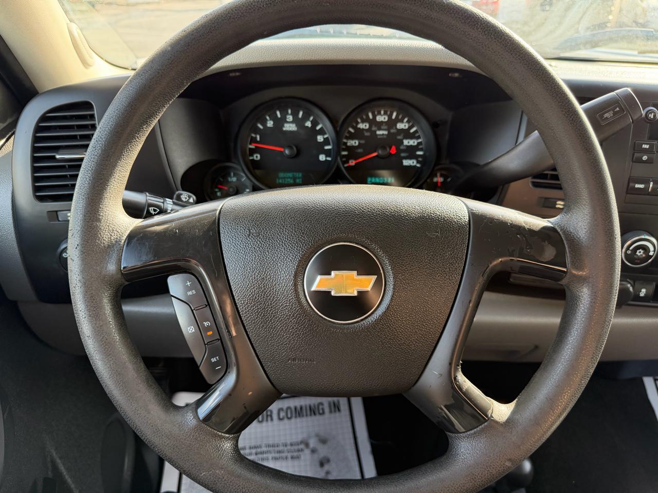 Chevrolet Silverado 1500 4WD Ext Cab 143.5" LS 2012