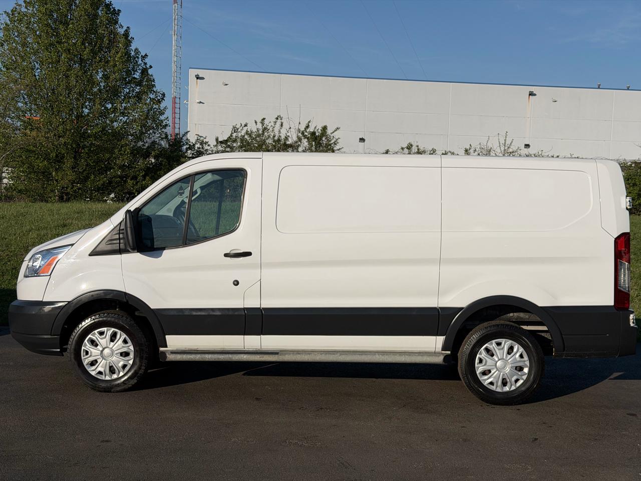 Ford Transit Van T-250 130" Low Rf 9000 GVWR Swing-Out RH Dr 2017