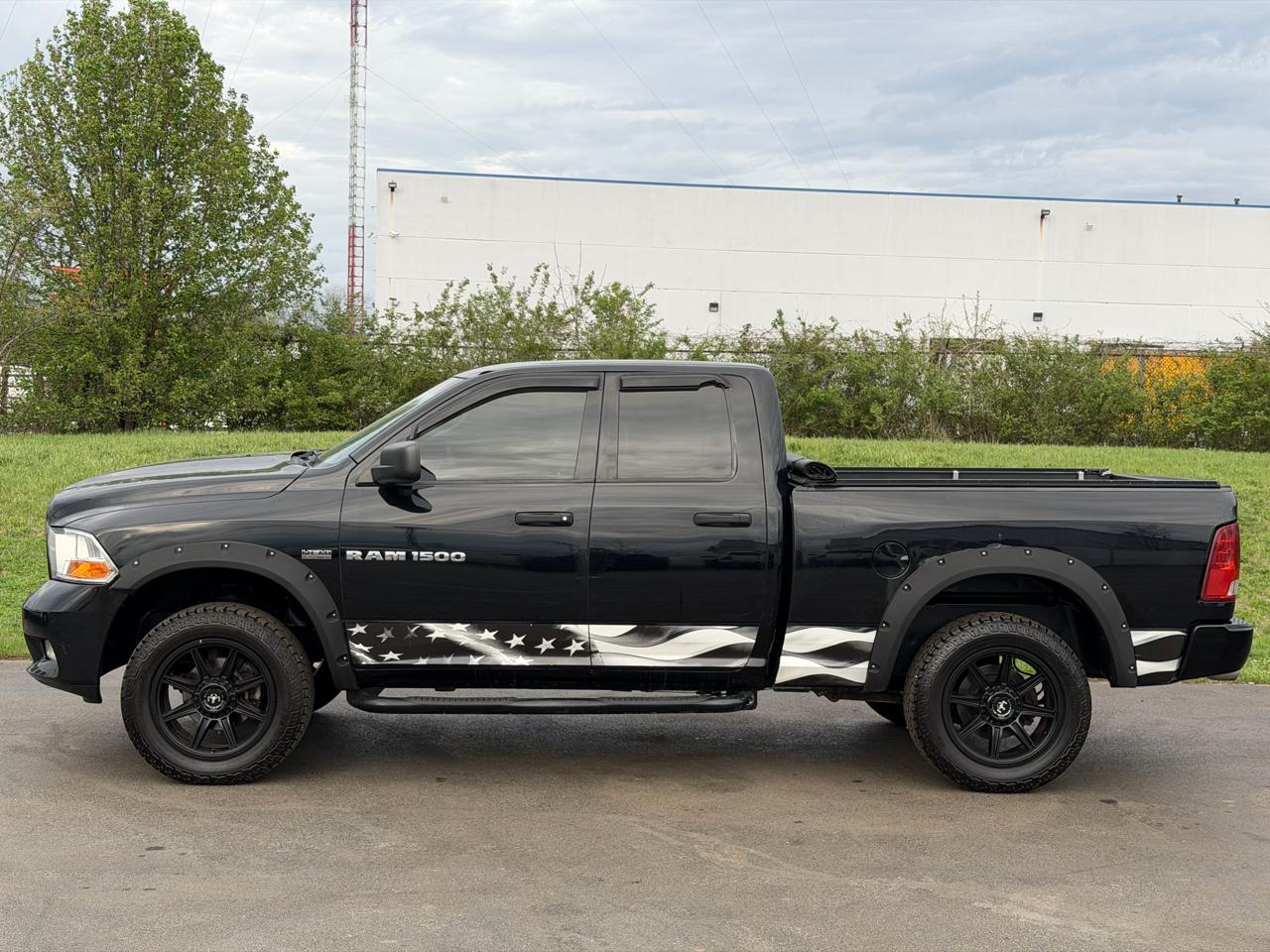 RAM 1500 4WD Quad Cab 140.5" Express 2012