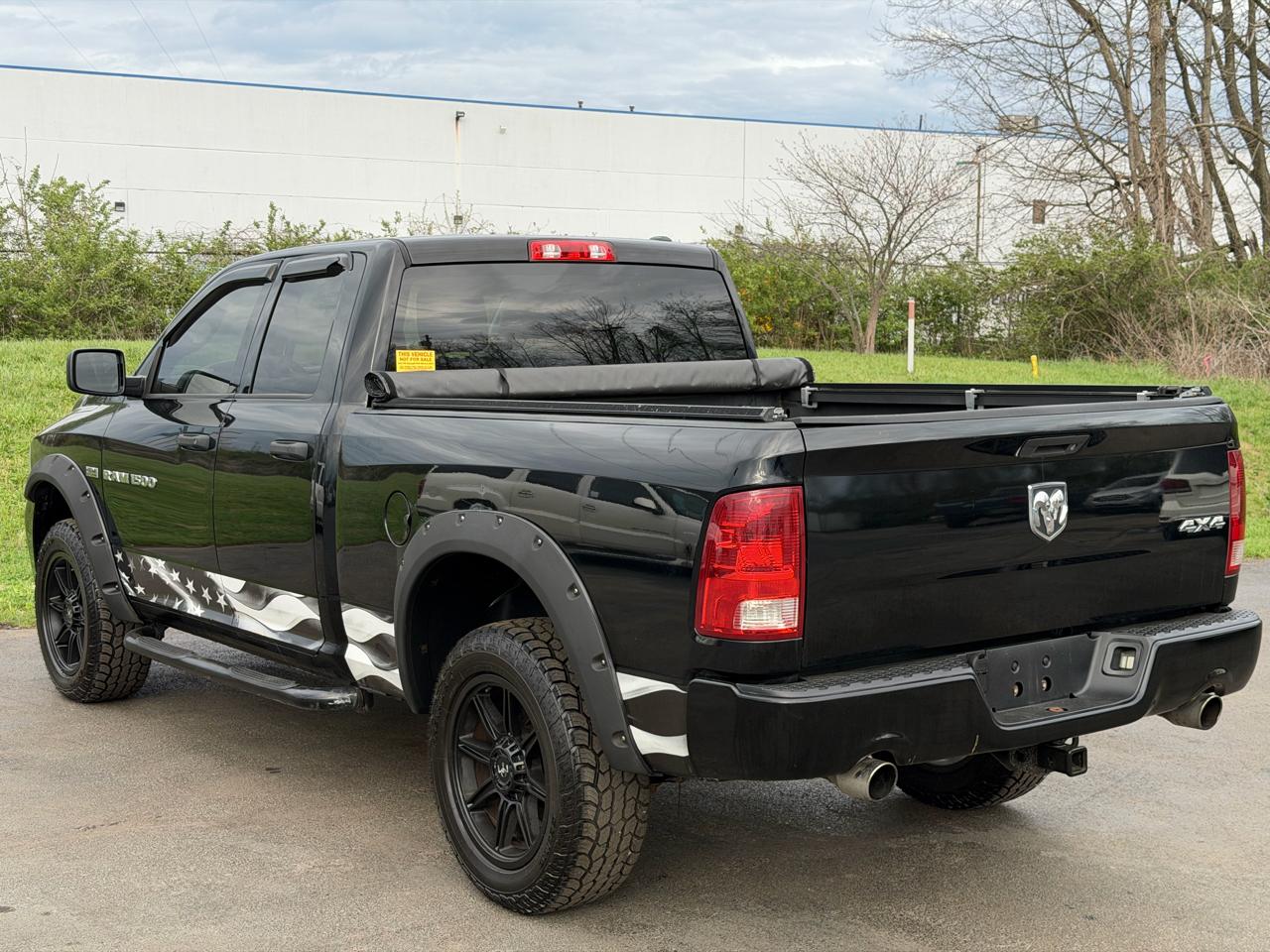 RAM 1500 4WD Quad Cab 140.5" Express 2012