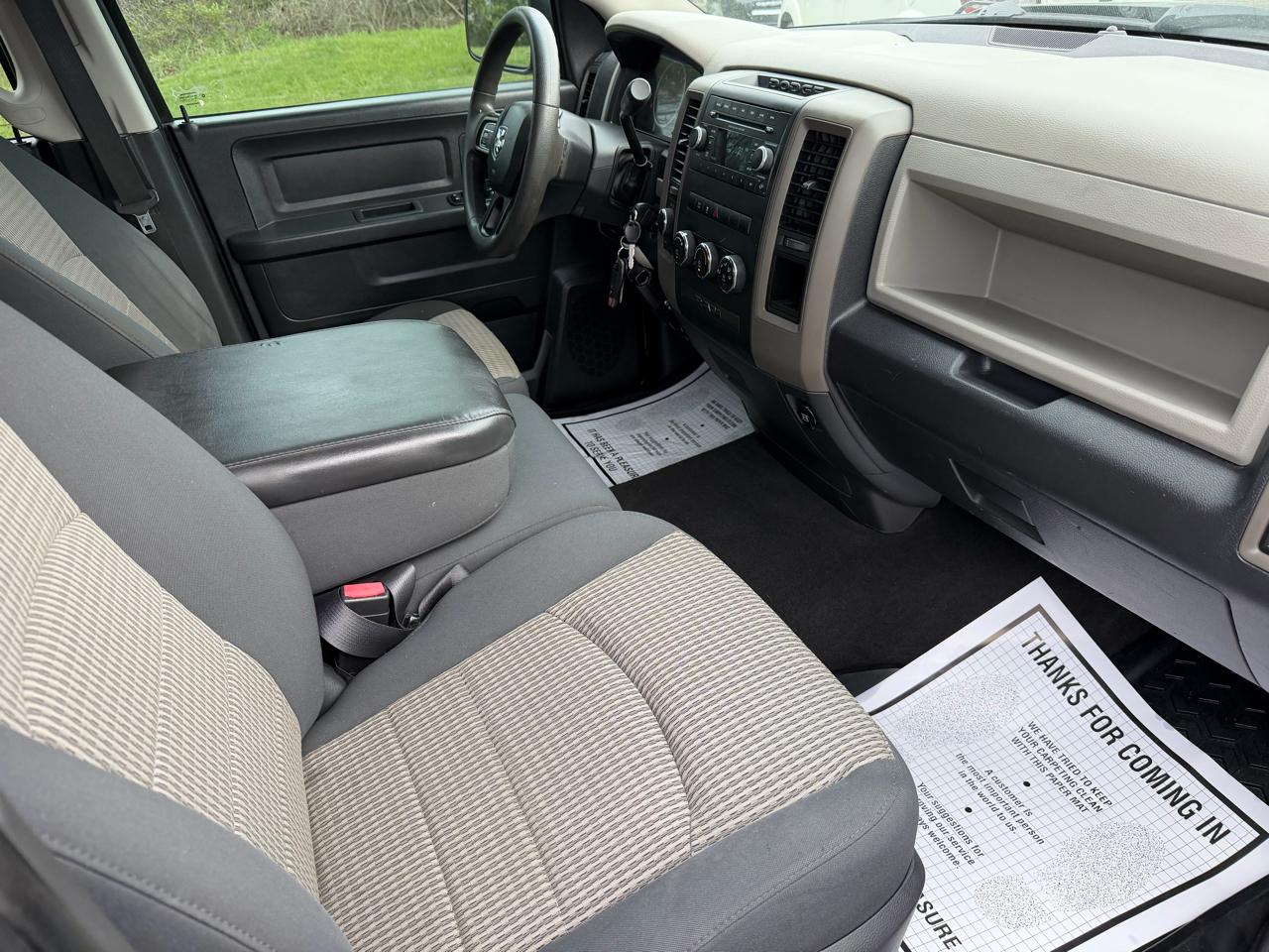 RAM 1500 4WD Quad Cab 140.5" Express 2012