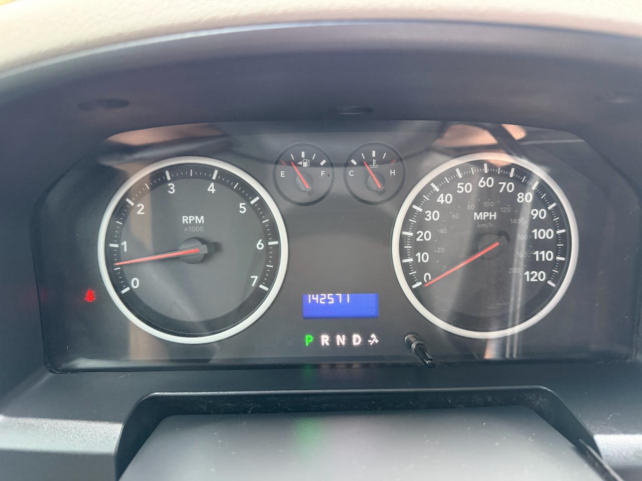 RAM 1500 4WD Quad Cab 140.5" Express 2012