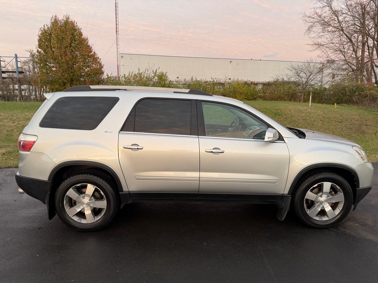 GMC Acadia AWD 4dr SLT1 2012