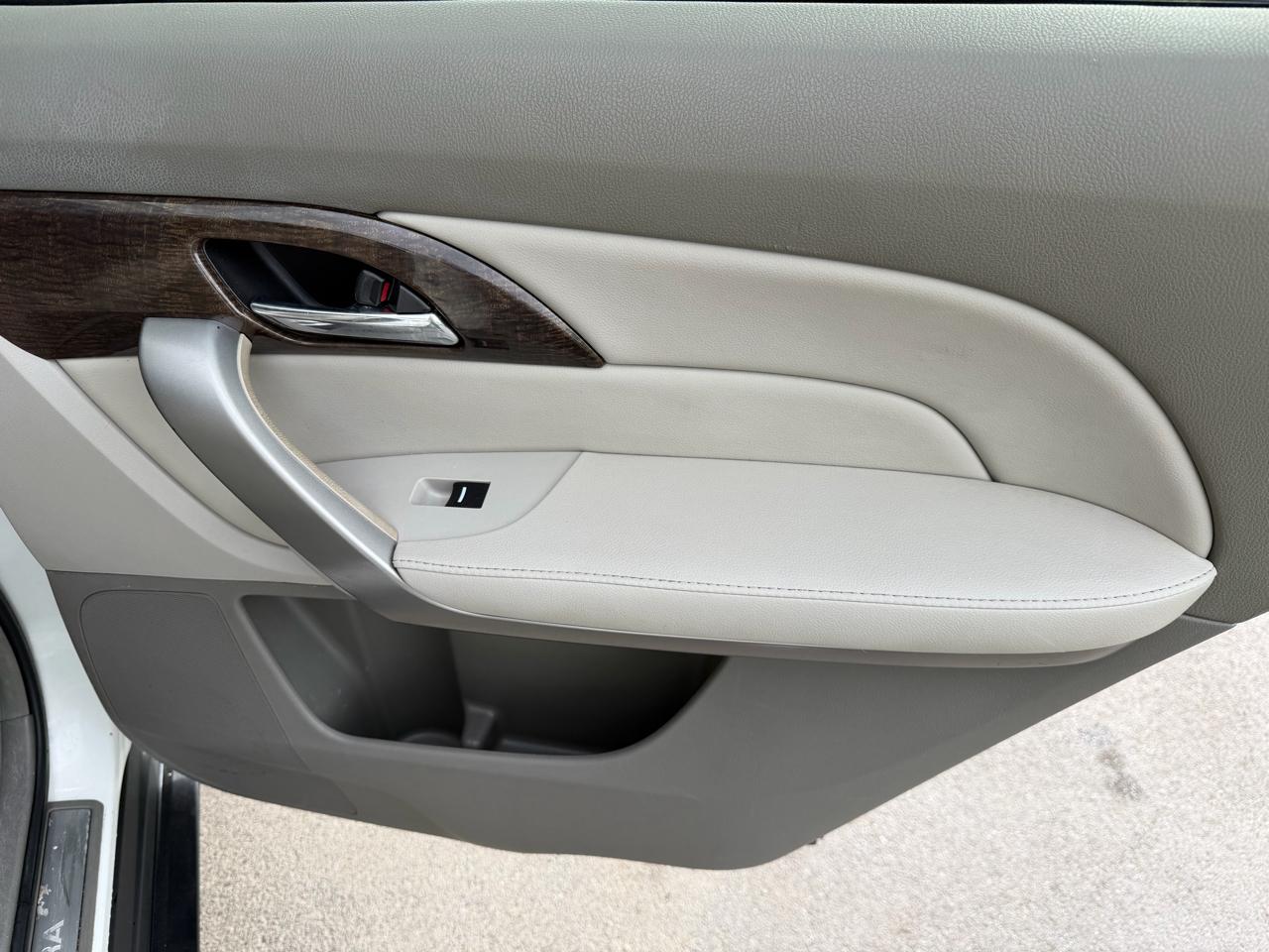 Acura MDX AWD 4dr 2011