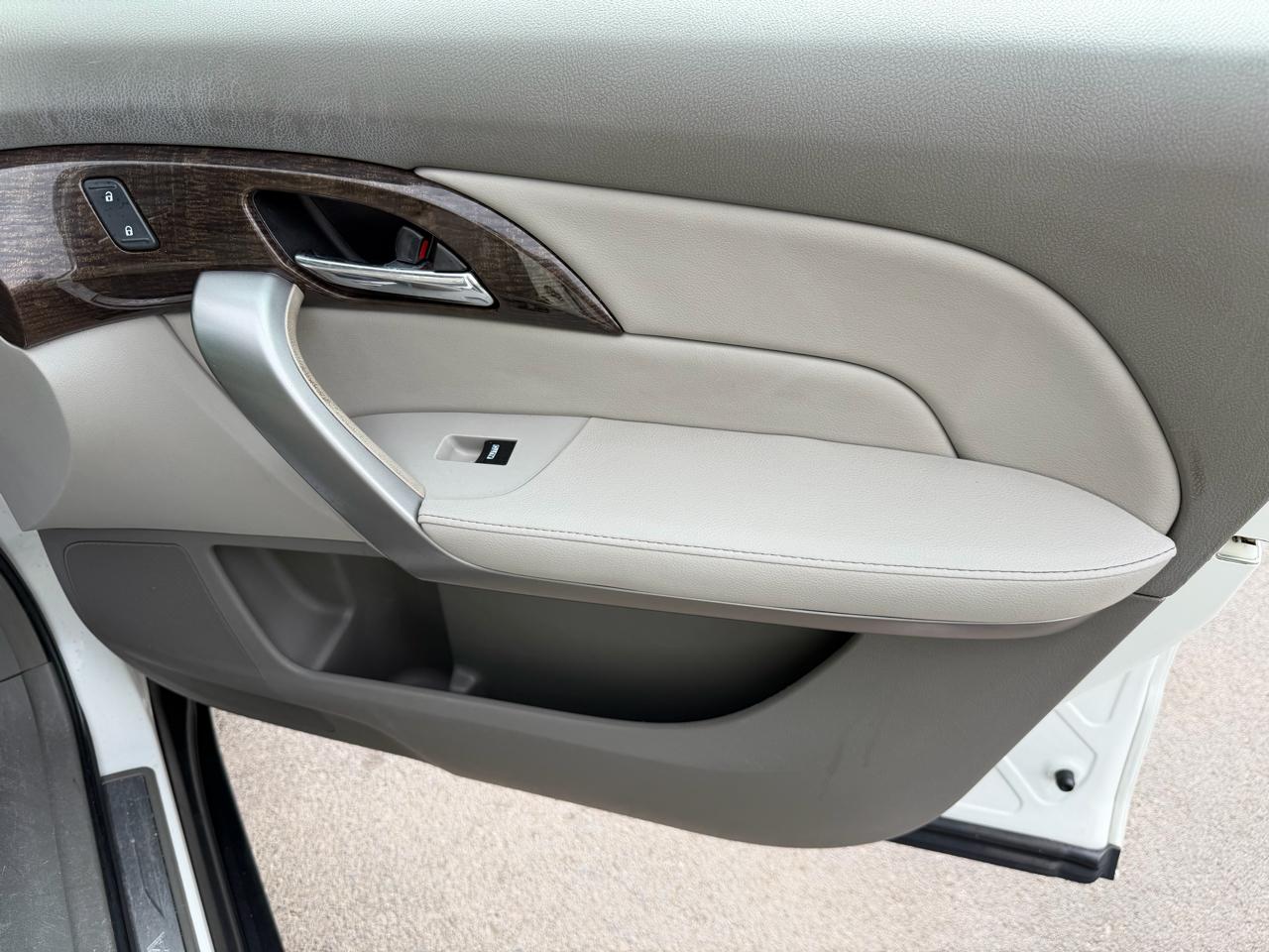 Acura MDX AWD 4dr 2011