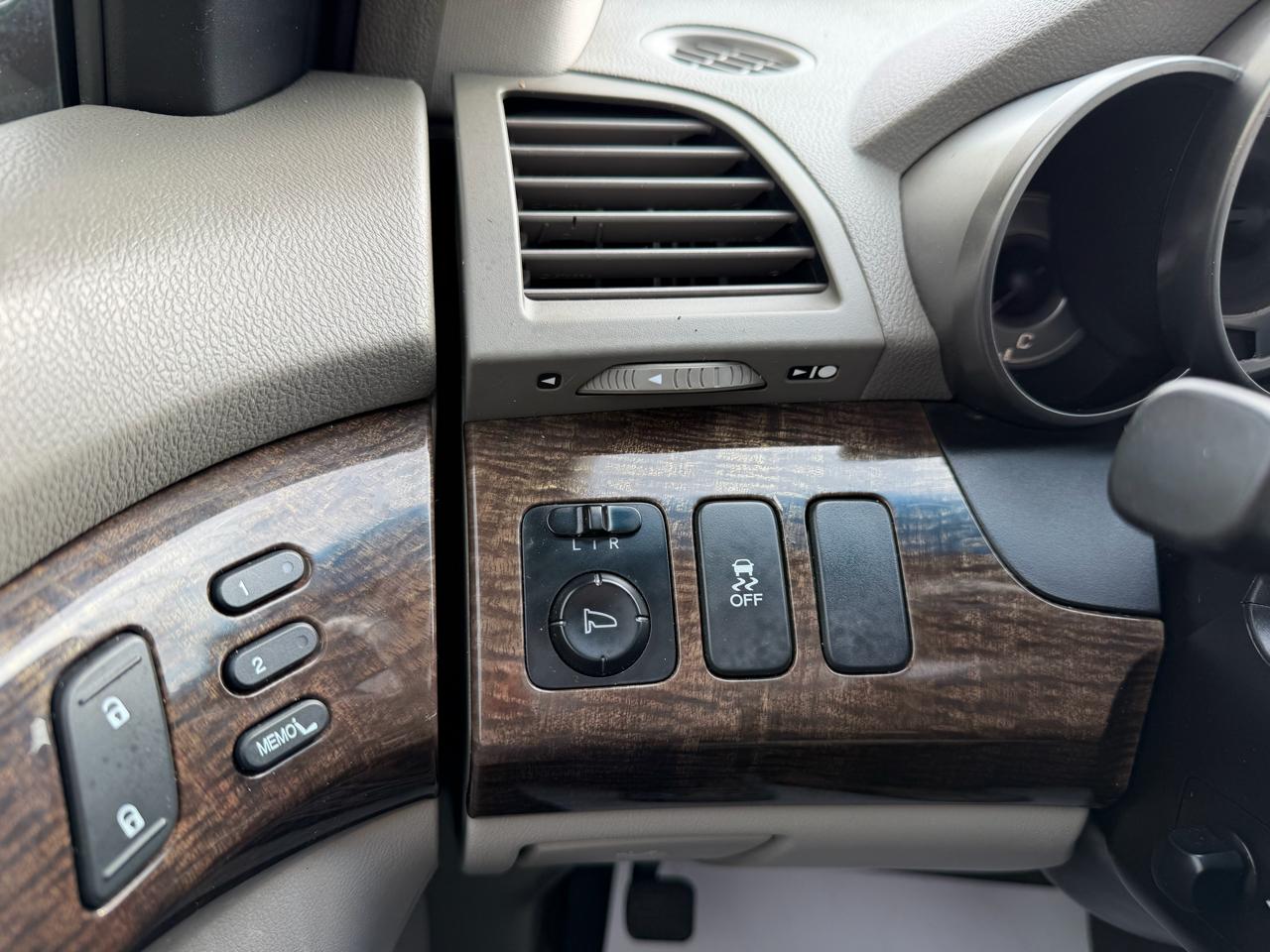 Acura MDX AWD 4dr 2011