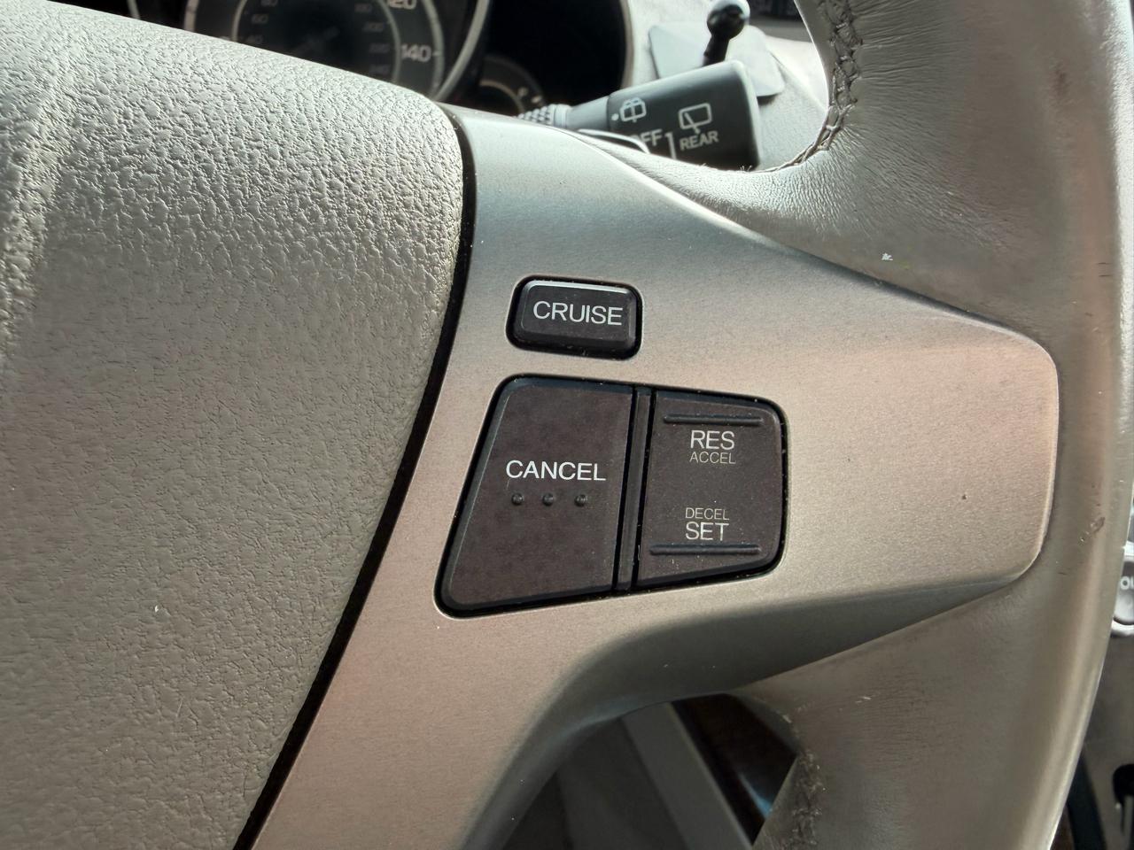 Acura MDX AWD 4dr 2011