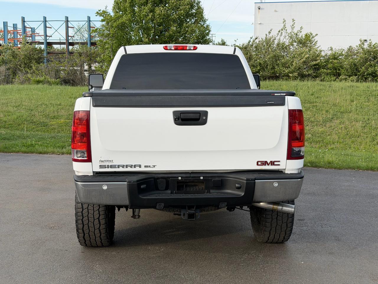 GMC Sierra 1500 4WD Crew Cab 143.5" SLT 2013