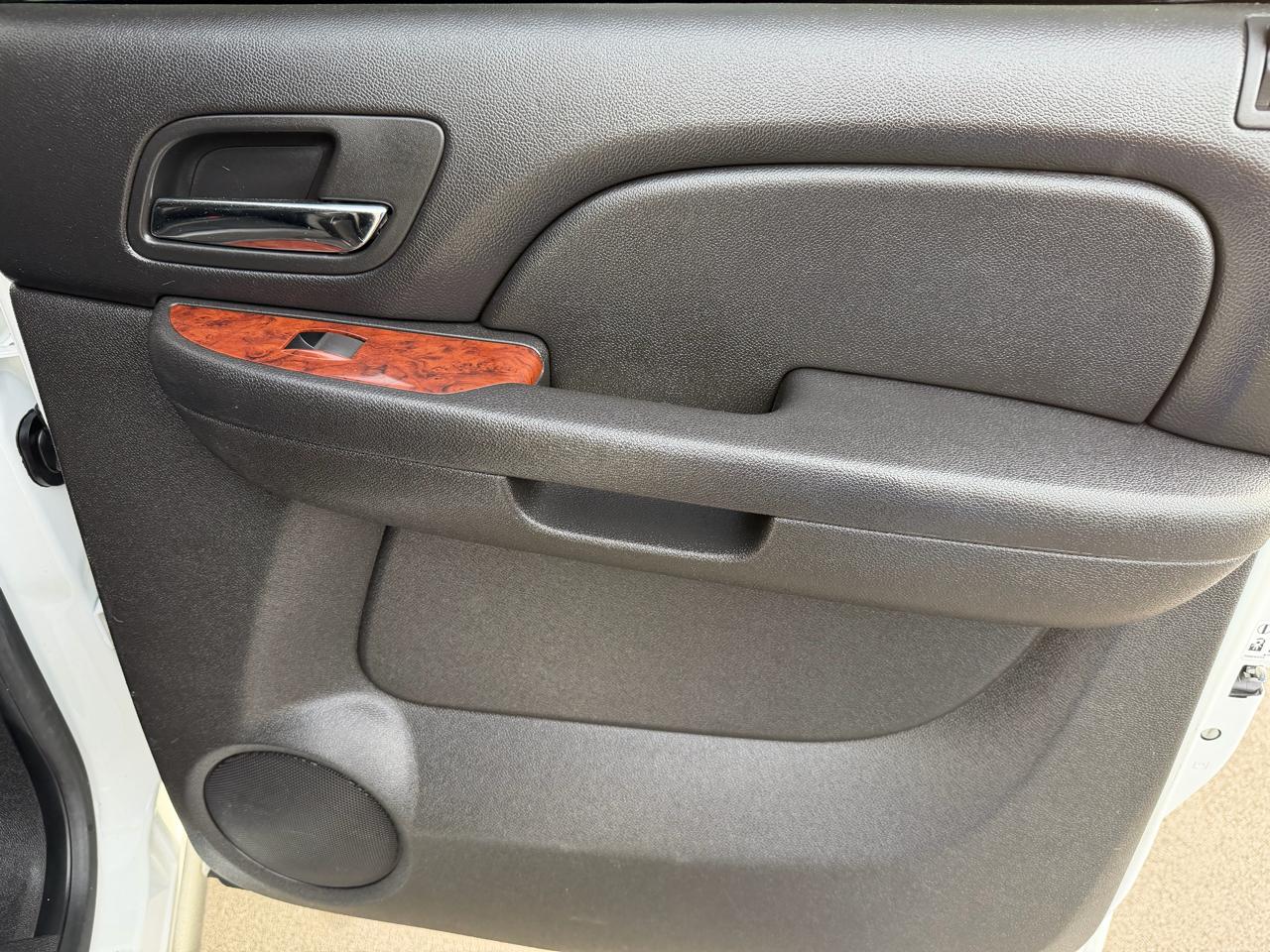 GMC Sierra 1500 4WD Crew Cab 143.5" SLT 2013