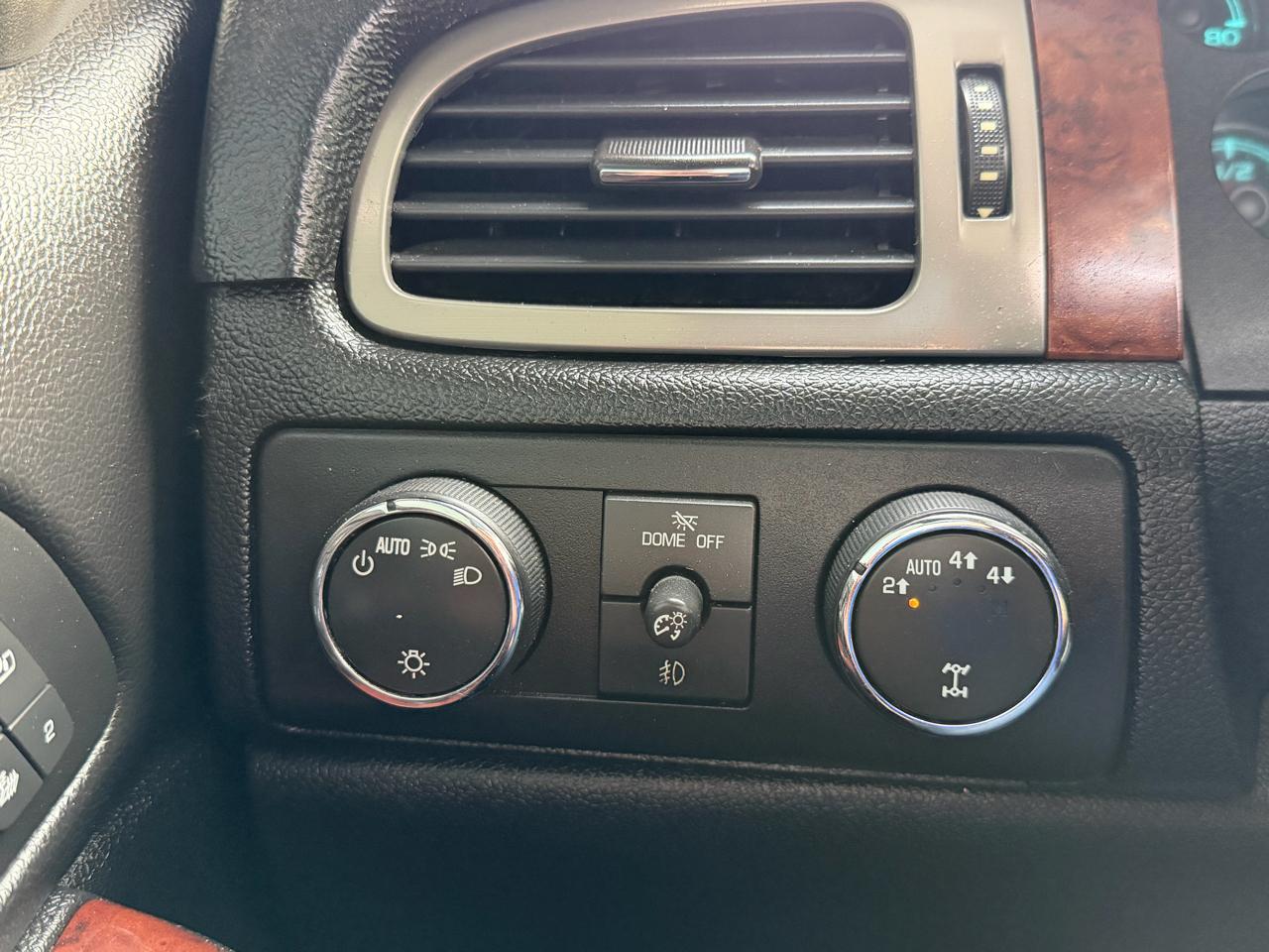 GMC Sierra 1500 4WD Crew Cab 143.5" SLT 2013