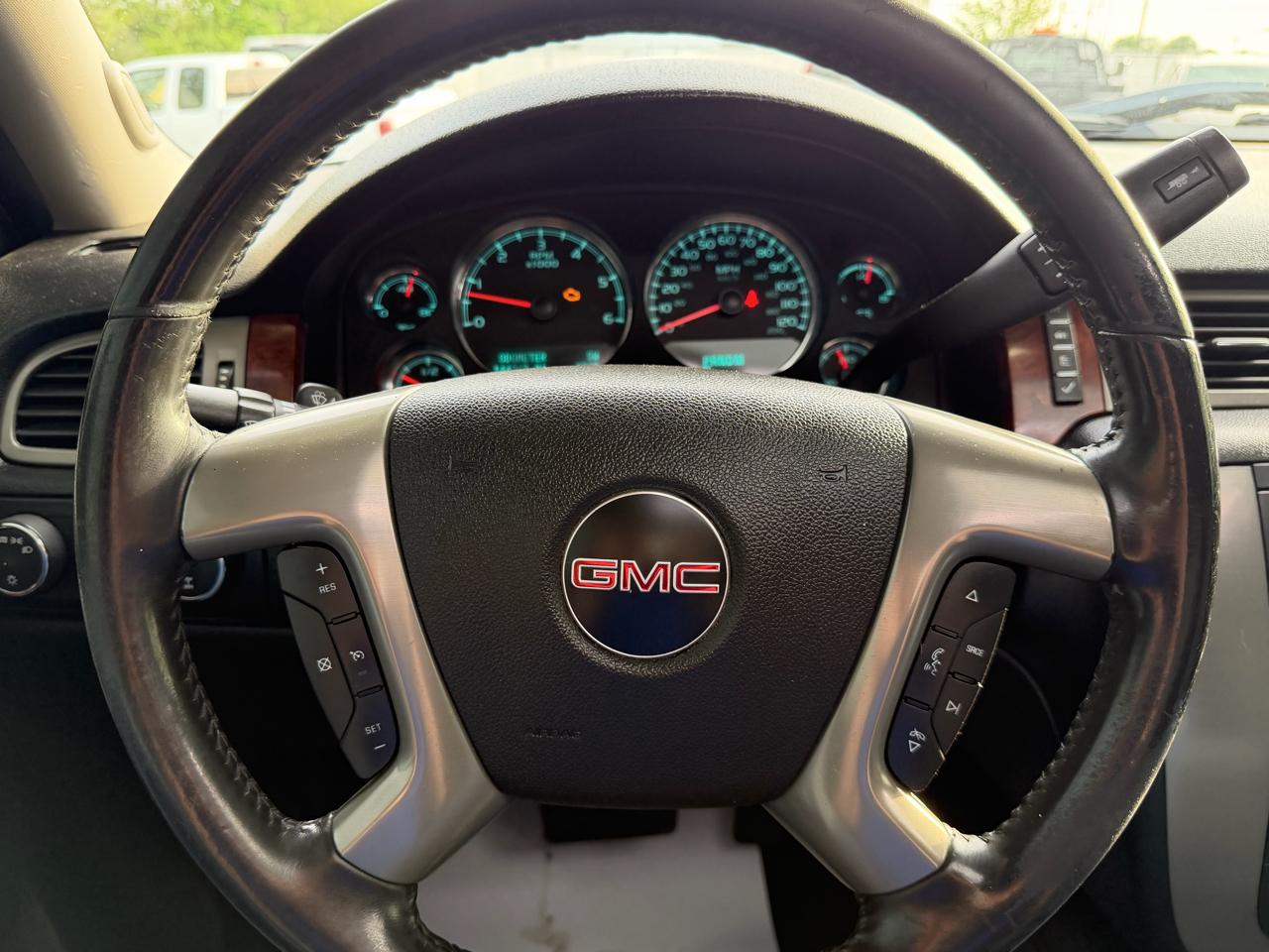 GMC Sierra 1500 4WD Crew Cab 143.5" SLT 2013