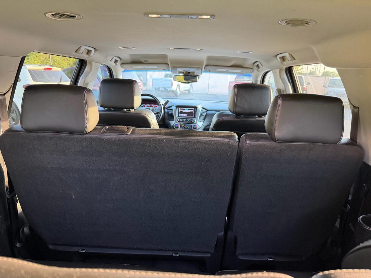 Chevrolet Suburban 4WD 4dr 1500 LT 2019