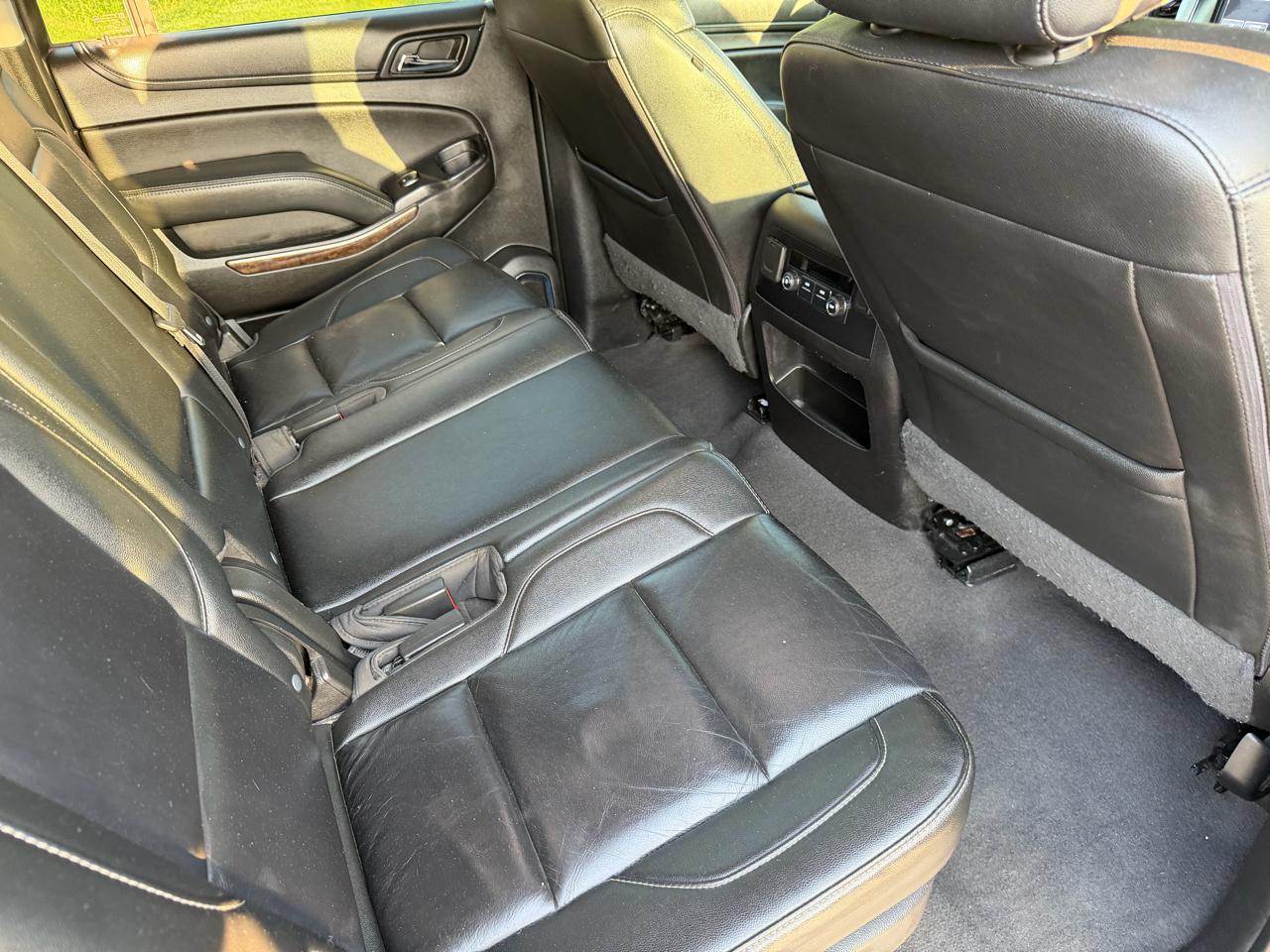 Chevrolet Suburban 4WD 4dr 1500 LT 2019