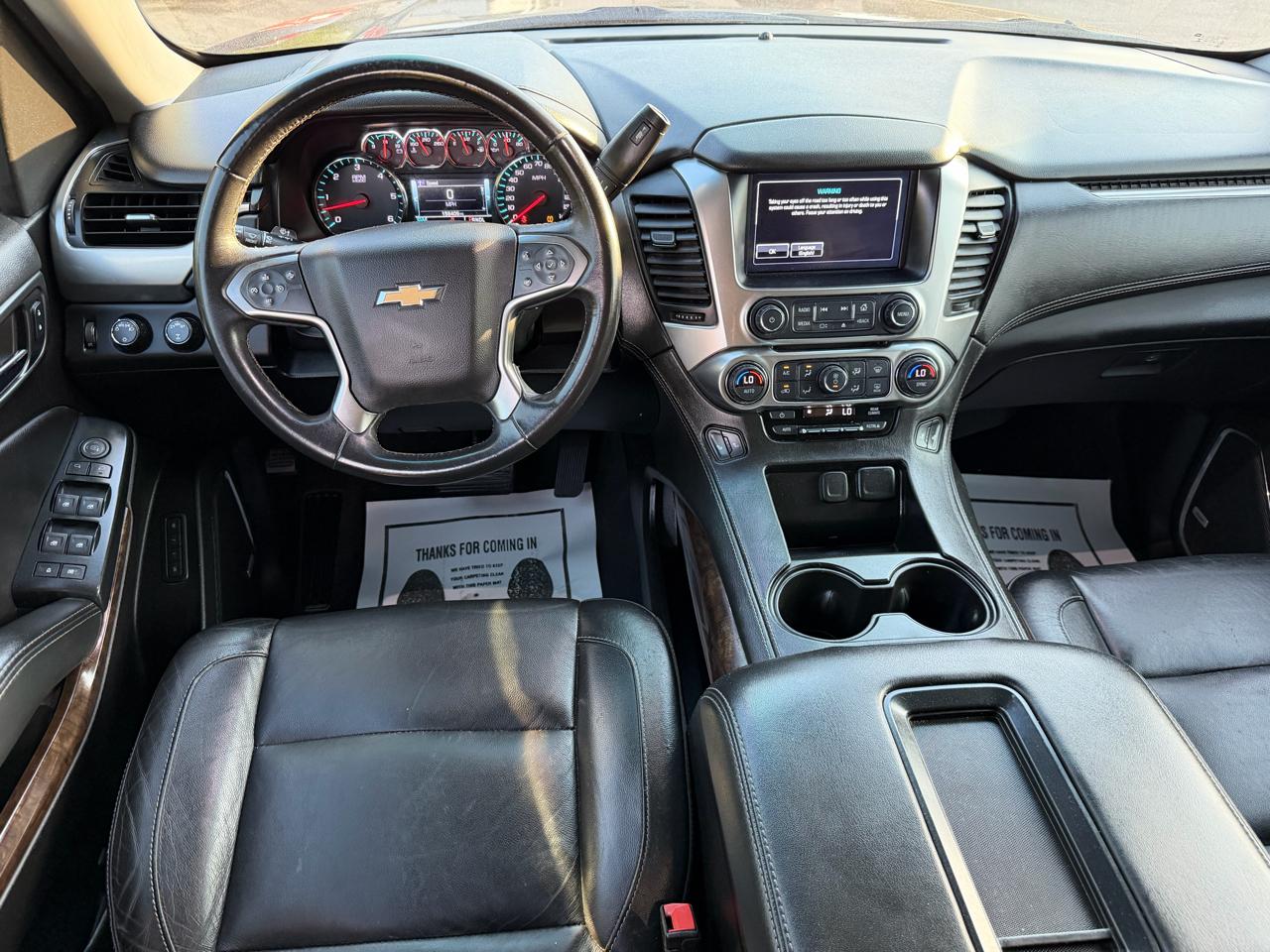 Chevrolet Suburban 4WD 4dr 1500 LT 2019