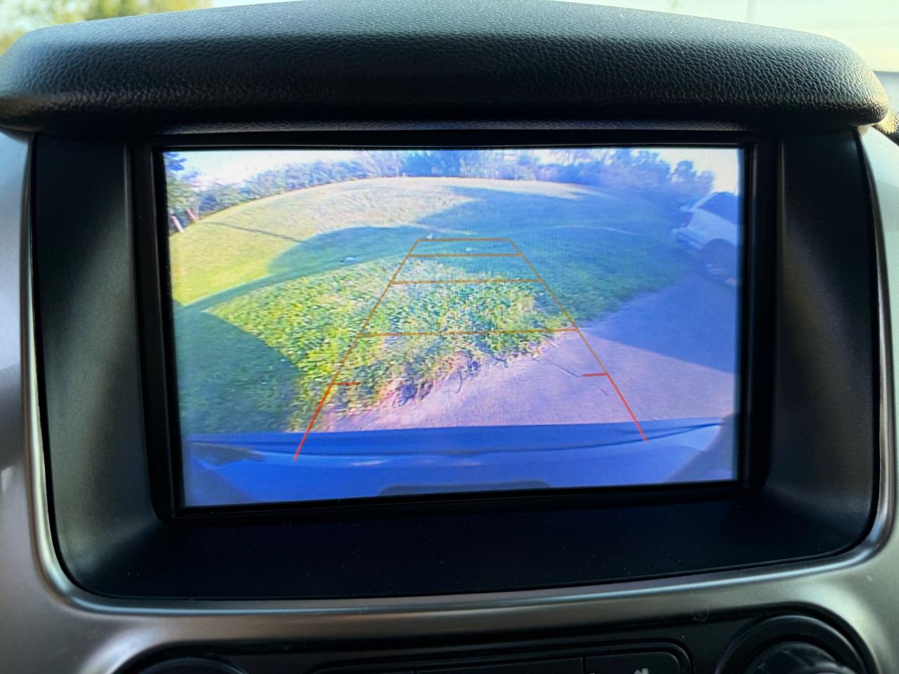 Chevrolet Suburban 4WD 4dr 1500 LT 2019