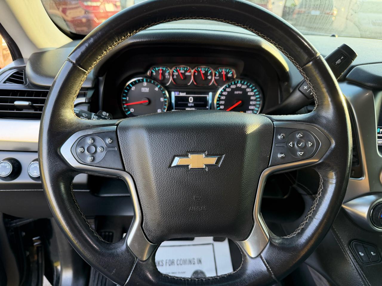 Chevrolet Suburban 4WD 4dr 1500 LT 2019