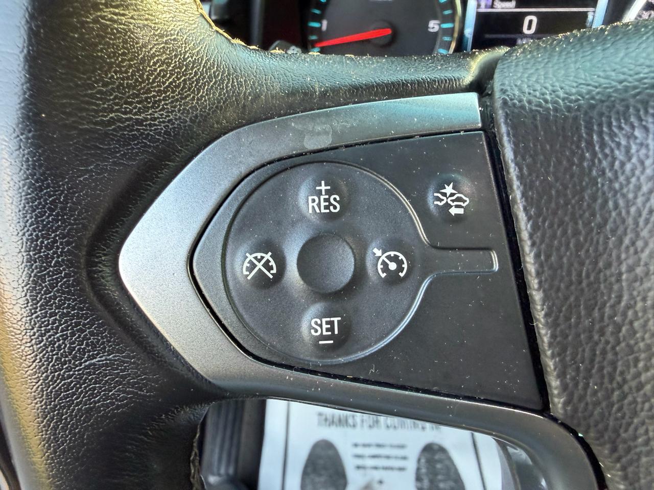 Chevrolet Suburban 4WD 4dr 1500 LT 2019