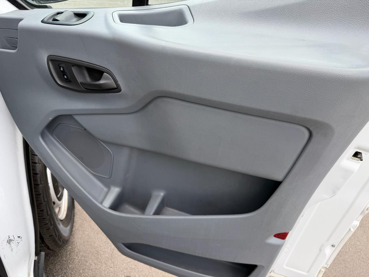 Ford Transit Cargo Van T-250 130" Med Rf 9000 GVWR Sliding RH Dr 2016