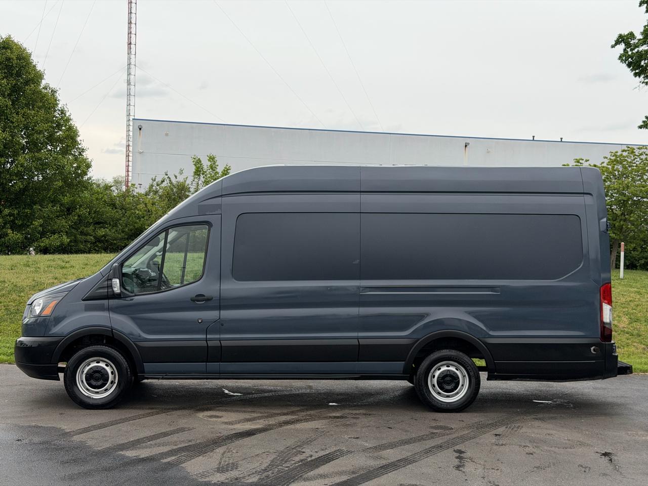 Ford Transit Van T-250 148" EL Hi Rf 9000 GVWR Sliding RH Dr 2019