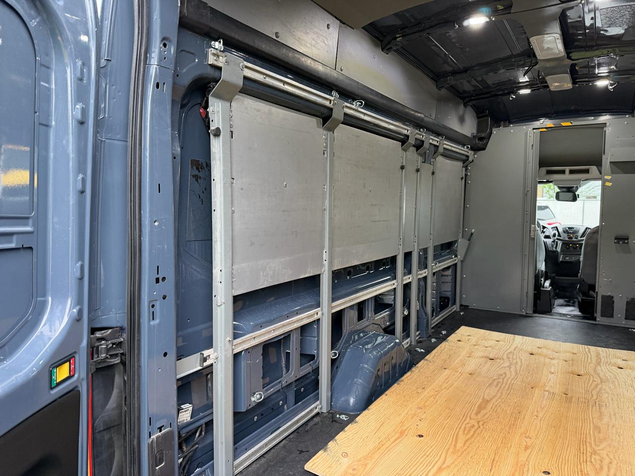 Ford Transit Van T-250 148" EL Hi Rf 9000 GVWR Sliding RH Dr 2019