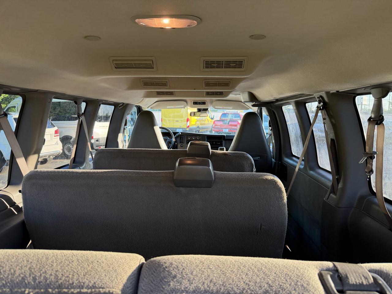 Chevrolet Express Passenger RWD 3500 155" LT 2020