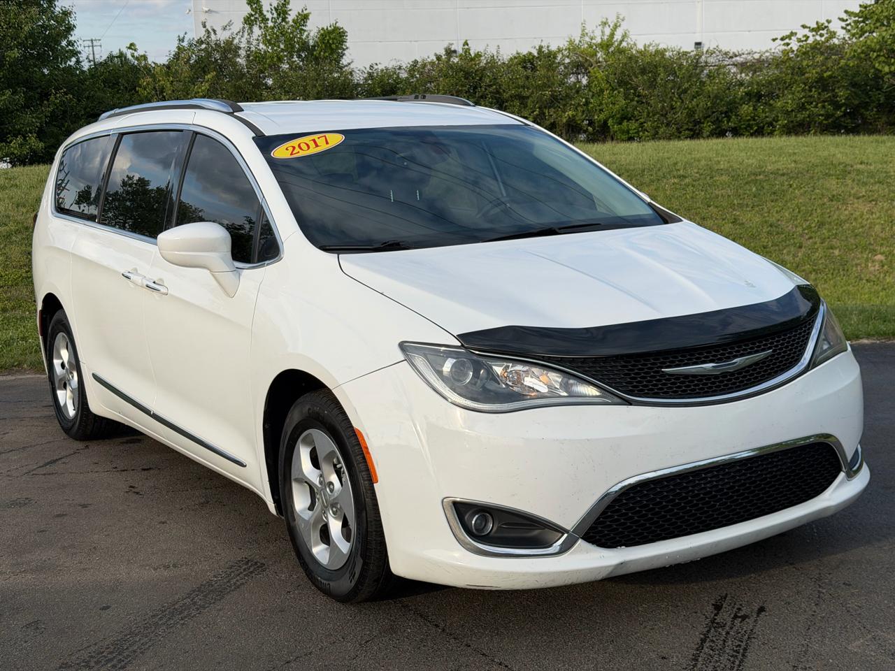 Chrysler Pacifica Touring-L Plus FWD 2017