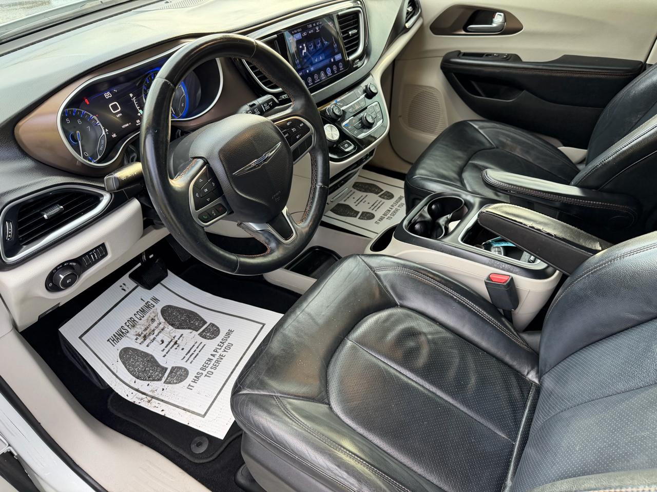 Chrysler Pacifica Touring-L Plus FWD 2017
